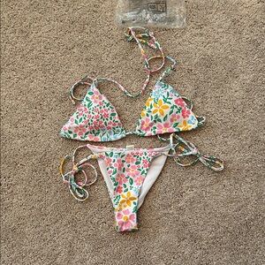 Floral Triangle Bikini Set size XS, NWT